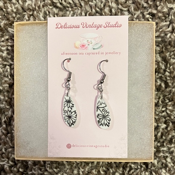 Delicious Vintage Studio Jewelry - One of a Kind Floral Earrings Made From Vintage China